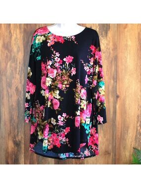 Paisley Grace Navy/Floral Wide Neck Blouse XL